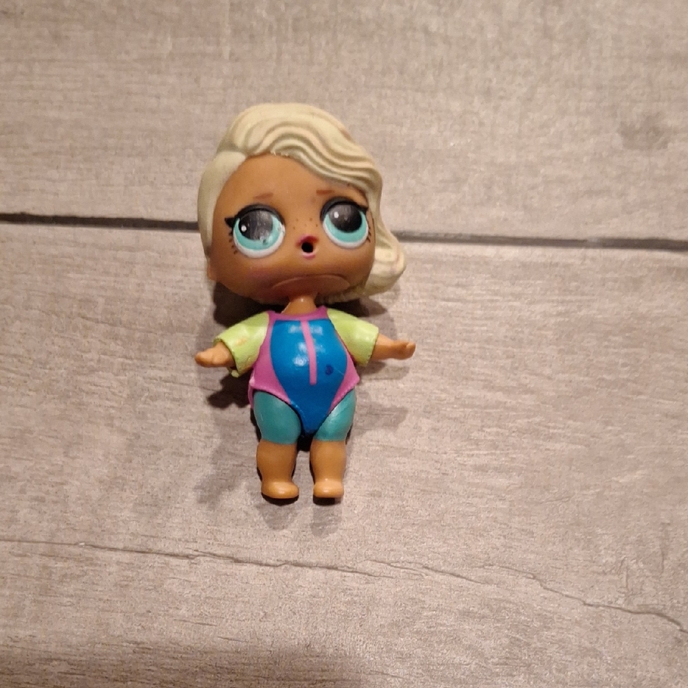 🍁Lol Surprise Doll Surfer Babe🍕